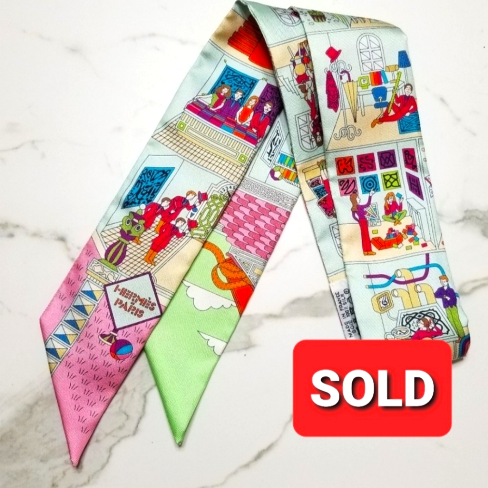 ❌SOLD❌ Hermes Maison Des Carres Twilly